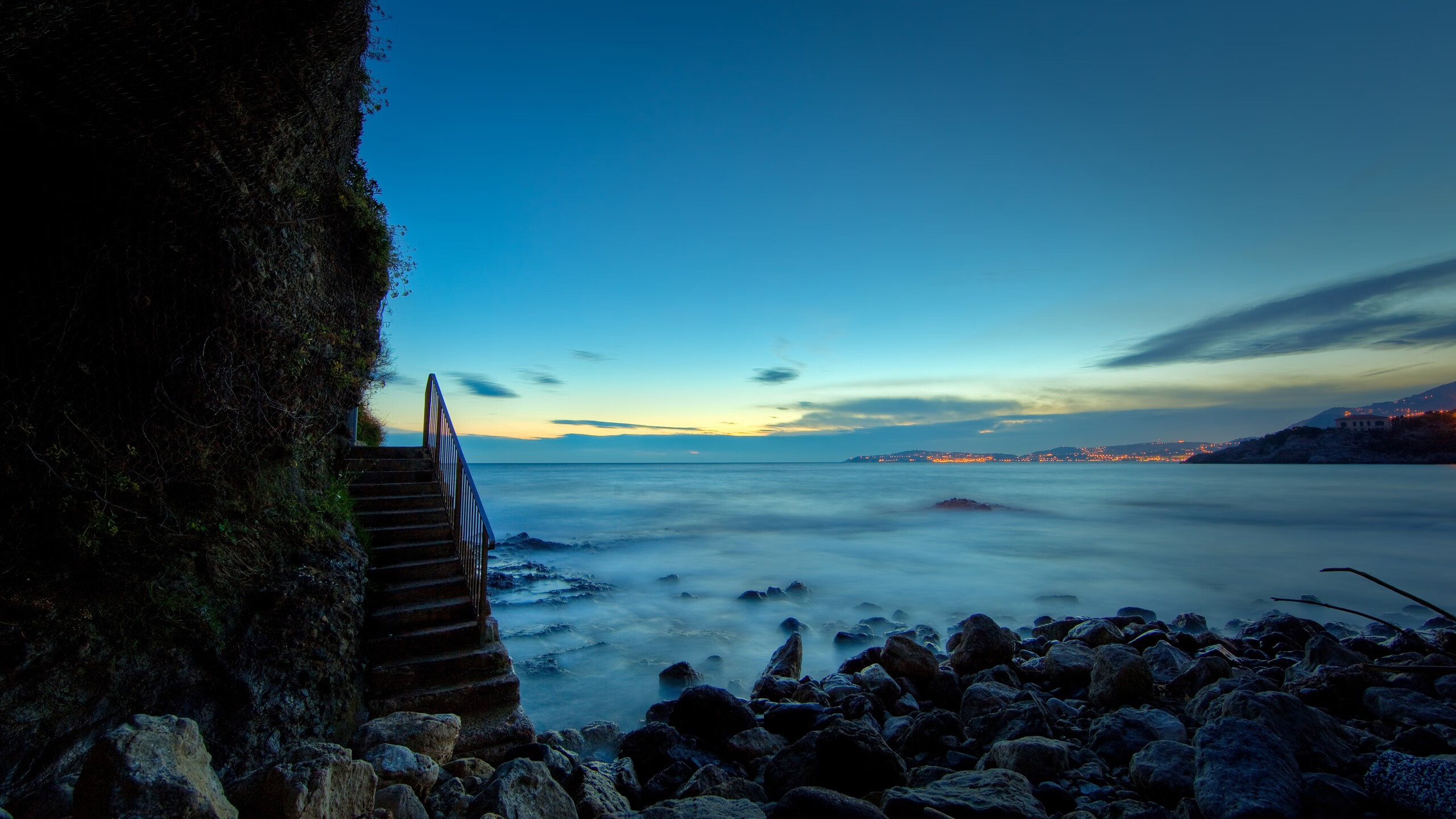 熊猫体育官网-欧冠小组赛激战正酣拜仁与皇马握手言和，2020年欧冠拜仁对皇马